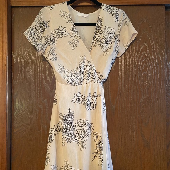 LUSH Fit & Flare Wrap Dress - Picture 2 of 7